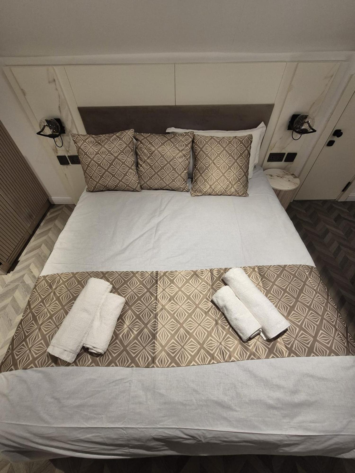 Rosemay Hotel Near London Heathrow Airport Hayes  Kültér fotó